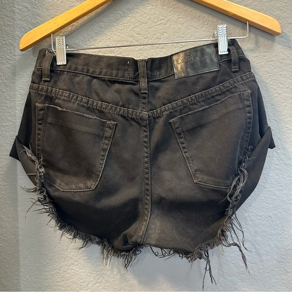 One Teaspoon Black Bonitas Low Waist Denim Shorts Size 26 - Picture 4 of 4